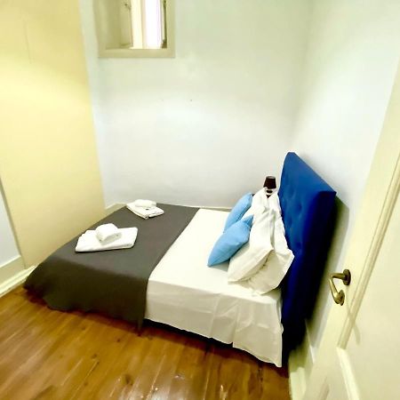 Relax Chiado 3 - Cute Little Double Room With Shared Bathroom Lisboa Exteriér fotografie
